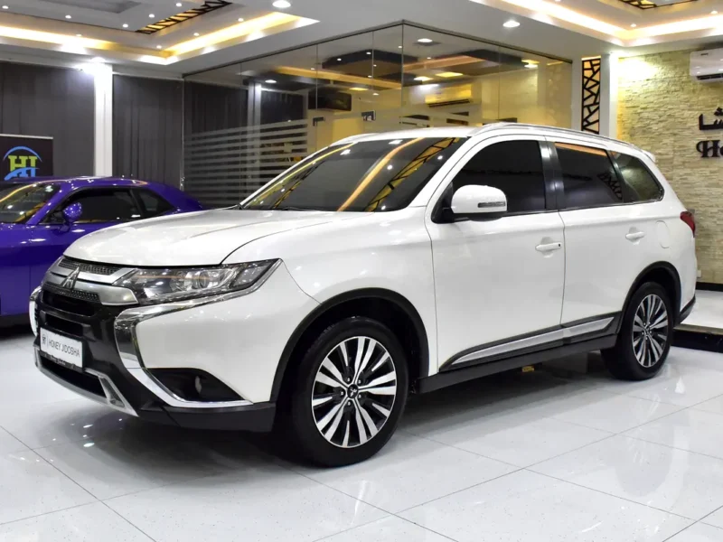 2021 Mitsubishi Outlander Midline 4 Cylinders Petrol Engine White Beige Crossover GCC Specs