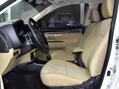 2021 Mitsubishi Outlander Midline 4 Cylinders Petrol Engine White Beige Crossover GCC Specs