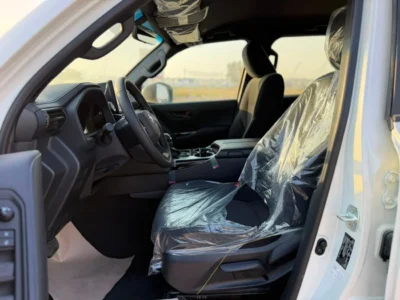 2026 Toyota Land Cruiser EXR 4.0 Litres 6 Cylinders Petrol Engine White Grey SUV GCC Specs