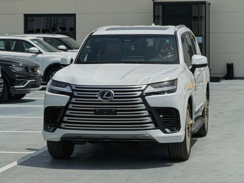 2026 Lexus LX700h SIGNATURE Automatic 3.5L 6 Cylinders Hybrid Engine White Tan SUV GCC Specs