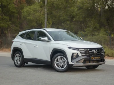 2025 Hyundai Tucson Smart 2.0 Litres 4 Cylinders Petrol Engine White Black SUV GCC Specs