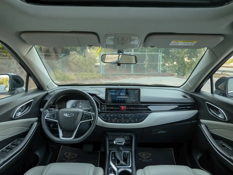 2023 JAC JS4 Intelligent 1.5 Litres 4 Cylinders Petrol Engine Black Beige SUV GCC Specs FWD Automatic