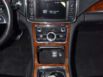 2020 Lincoln Continental Premiere 6 Cylinders Petrol Engine Silver Black Sedan GCC Specs