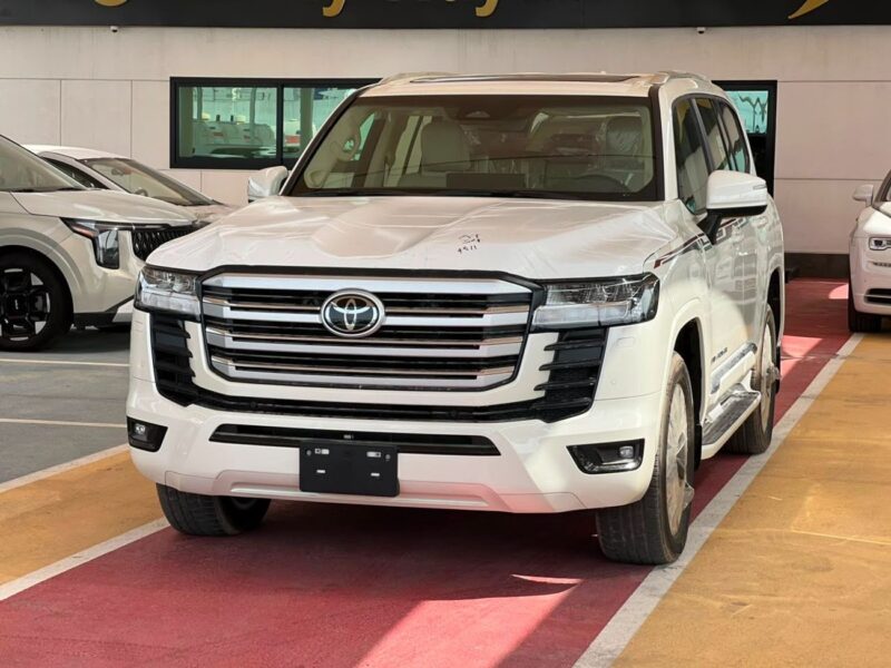 2026 Toyota Land Cruiser GXR 3.5 Litres 6 Cylinders Petrol Engine White Beige SUV GCC Specs