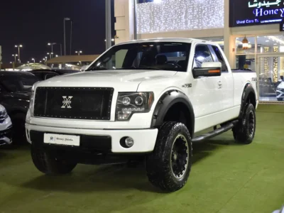 2012 Ford F-150 FX4 8 Cylinders Petrol Engine White Black Pickup Truck GCC Specs Automatic