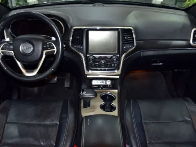 2015 Jeep Grand Cherokee Limited 6 Cylinders Petrol Engine Grey Black SUV GCC Specs