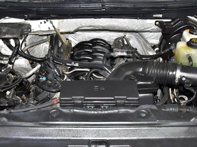 2012 Ford F-150 FX4 8 Cylinders Petrol Engine White Black Pickup Truck GCC Specs Automatic