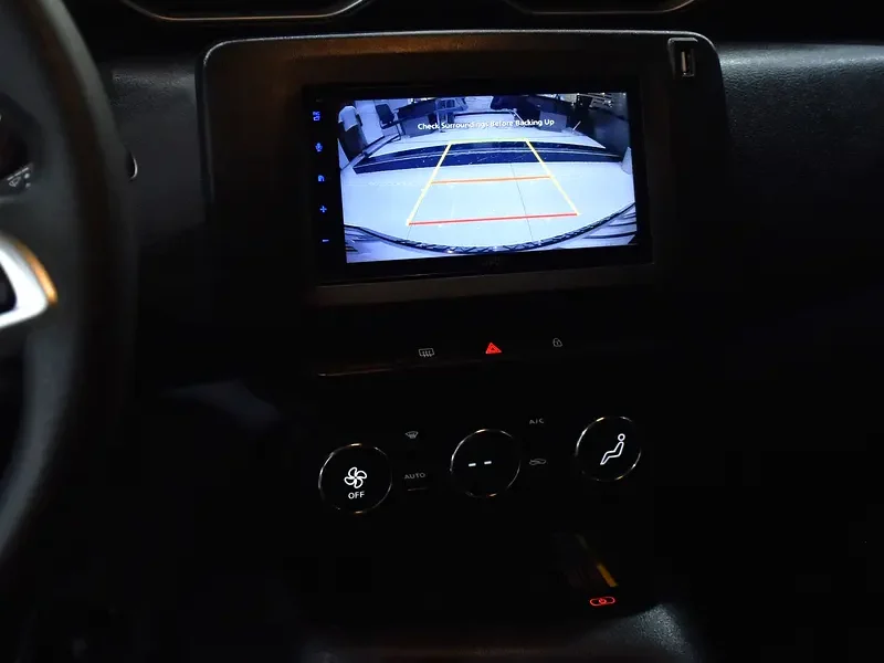 2025 Nissan Magnite S 3 Cylinders Petrol Engine White Black Crossover GCC Specs Automatic