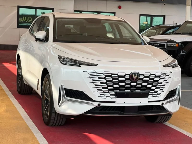 2025 Changan UNI-K LIMITED 1.5 Litres Plug-in Hybrid Engine White Black SUV Chinese Specs