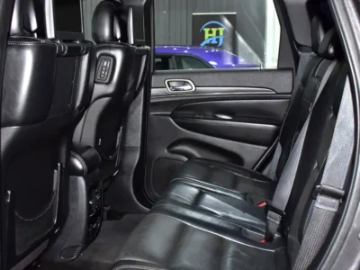 2015 Jeep Grand Cherokee Limited 6 Cylinders Petrol Engine Grey Black SUV GCC Specs