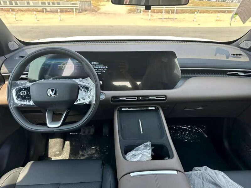 2026 Changan CS55 Plus LUXURY 1.5 Litres 4 Cylinders Petrol Engine White Black SUV Chinese Specs
