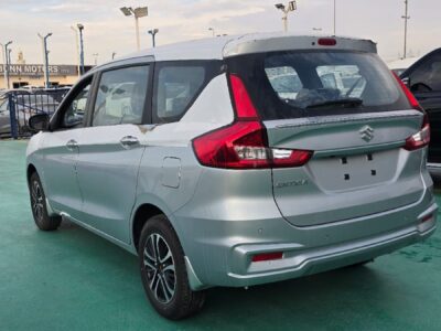 2026 SUZUKI ERTIGA 7-SEATER 1.5 Litres 4 Cylinders Petrol Engine Silver Black MPV GCC Specs