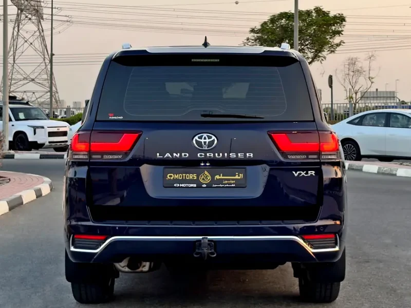 2023 Toyota Land Cruiser VXR 4.0 Litres 6 Cylinders Petrol Engine Blue Black SUV GCC Specs