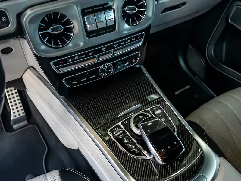 2021 Mercedes-Benz G-Class G 63 AMG 4.0 Litres V8 Biturbo Petrol Engine Grey White SUV