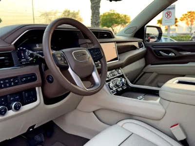 2024 GMC Yukon Denali 8 Cylinders Petrol Engine White Beige SUV GCC Specs Automatic