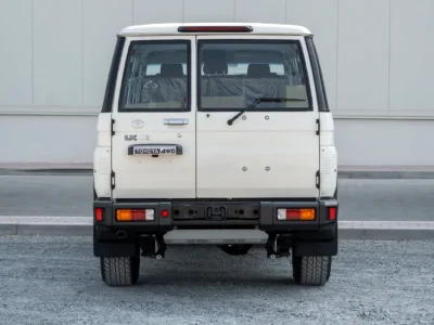 2026 Toyota Land Cruiser 70 Series LC 76 LX 4.0 Litres 6 Cylinders Petrol Engine White tan SUV