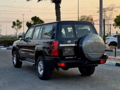 2024 Nissan Patrol Safari Safari 6 Cylinders Petrol Engine Black Grey SUV GCC Specs Automatic