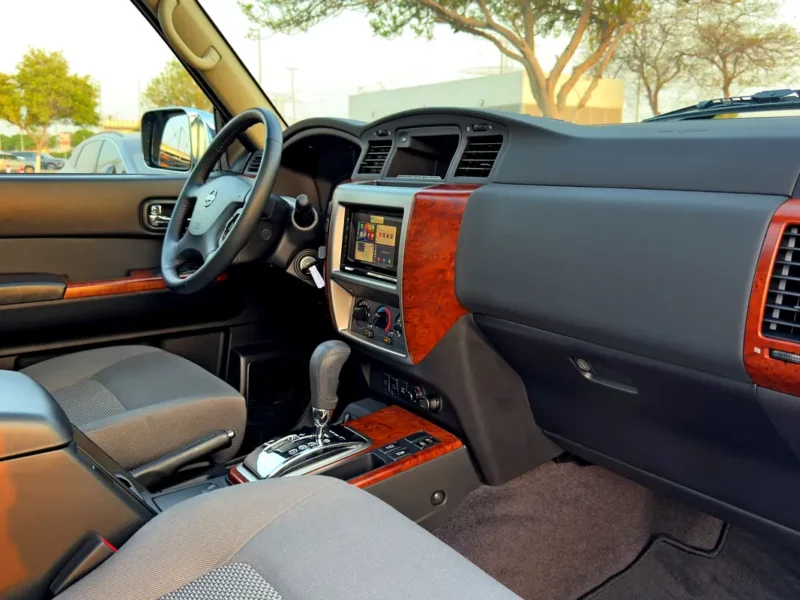 2024 Nissan Patrol Safari Safari 6 Cylinders Petrol Engine Black Grey SUV GCC Specs Automatic