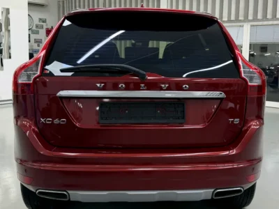 2016 Volvo XC60 Comfort 4 Cylinders Petrol Engine Red Black SUV GCC Specs Perfect Condition
