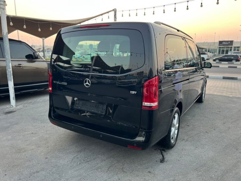 2020 Mercedes-Benz Vito TOURER 121 2.0 Litres V4 Petrol Engine Black Van GCC Specs