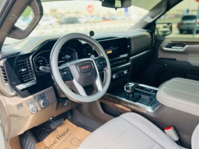 2023 GMC Sierra 1500 CREWCAB ELEVATION 5.3L V8 Petrol Engine Silver Beige Pickup Truck