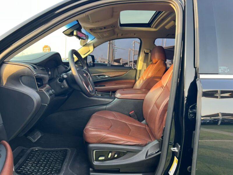 2018 Cadillac Escalade PLATINUM 6.2 Litres V8 Petrol Engine Black Tan SUV US Specs