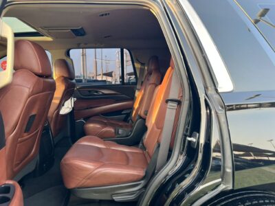 2018 Cadillac Escalade PLATINUM 6.2 Litres V8 Petrol Engine Black Tan SUV US Specs