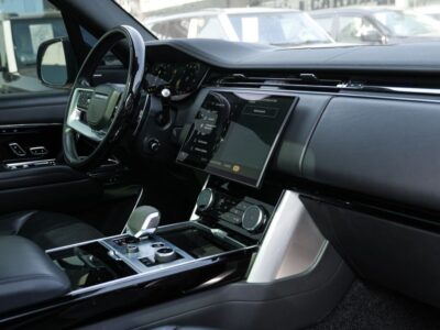 2023 Land Rover Range Rover AUTOBIOGRAPHY P530 SE P530 8 Cylinders Engine Black SUV