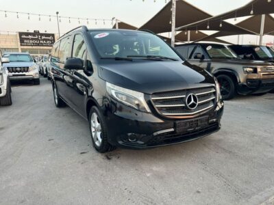 2020 Mercedes-Benz Vito TOURER 121 2.0 Litres V4 Petrol Engine Black Van GCC Specs