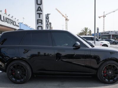 2023 Land Rover Range Rover AUTOBIOGRAPHY P530 SE P530 8 Cylinders Engine Black SUV