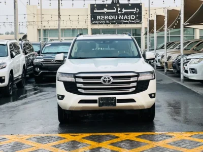 2024 Toyota Land Cruiser EXR 4.0L V6 Petrol Engine White Beige SUV GCC Specs Full Options