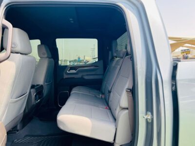 2023 GMC Sierra 1500 CREWCAB ELEVATION 5.3L V8 Petrol Engine Silver Beige Pickup Truck