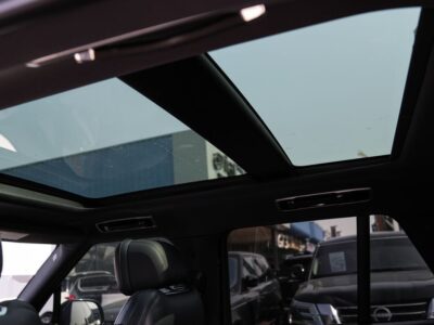 2023 Land Rover Range Rover AUTOBIOGRAPHY P530 SE P530 8 Cylinders Engine Black SUV