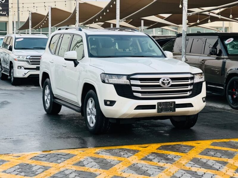 2024 Toyota Land Cruiser EXR 4.0L V6 Petrol Engine White Beige SUV GCC Specs Full Options