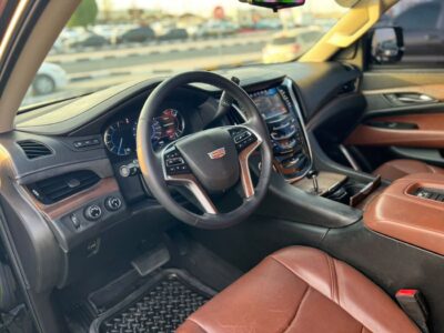 2018 Cadillac Escalade PLATINUM 6.2 Litres V8 Petrol Engine Black Tan SUV US Specs