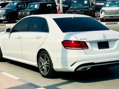 2014 Mercedes-Benz E-Class E 300 4MATIC 6 Cylinders Petrol Engine White Black Sedan