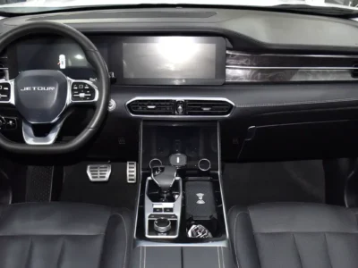 2023 Jetour X90 Plus 1.6T Luxury 4 Cylinders Petrol Engine White Black SUV Chinese Specs
