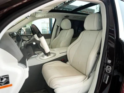 2023 Mercedes-Maybach GLS-Class GLS 600 V8 4.0 Litres Twin Turbo Engine Black White SUV