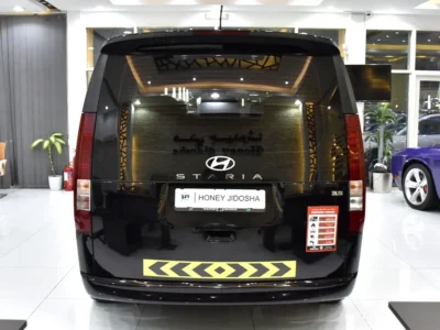 2026 Hyundai Staria Comfort 3.5 Litres 6 Cylinders Petrol Engine Black Van GCC Specs