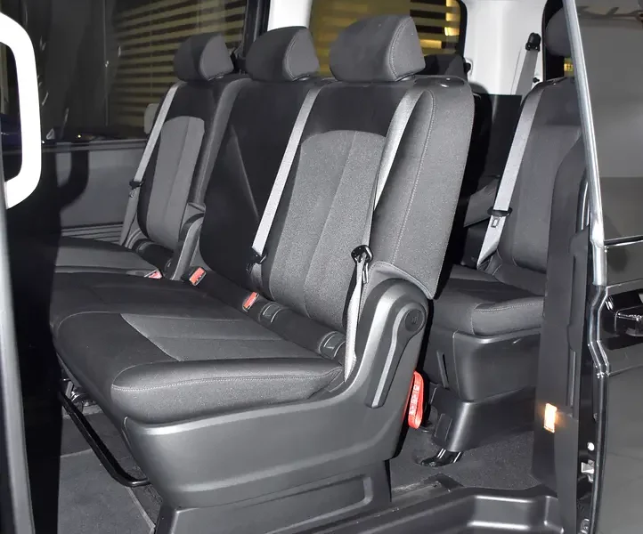 2026 Hyundai Staria Comfort 3.5 Litres 6 Cylinders Petrol Engine Black Van GCC Specs