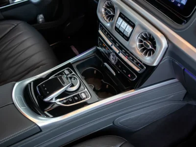 2021 Mercedes-Benz G-Class G 63 AMG 4.0 Litres V8 Biturbo Engine White Black SUV Automatic