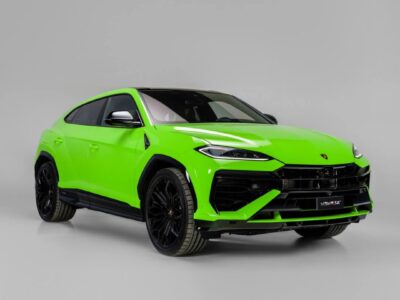 2026 LAMBORGHINI URUS SE 4.0L V8 TWIN-TURBO PHEV Engine Green Black SUV GCC Specs
