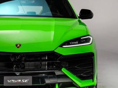 2026 LAMBORGHINI URUS SE 4.0L V8 TWIN-TURBO PHEV Engine Green Black SUV GCC Specs