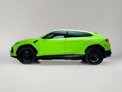 2026 LAMBORGHINI URUS SE 4.0L V8 TWIN-TURBO PHEV Engine Green Black SUV GCC Specs