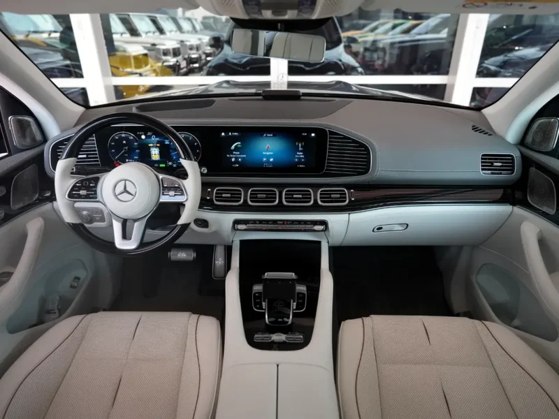 2023 Mercedes-Maybach GLS-Class GLS 600 V8 4.0 Litres Twin Turbo Engine Black White SUV