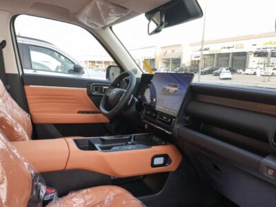 2027 Haval H9 2.0L turbocharged 4 Cylinders Petrol Engine Black Orange SUV GCC Specs