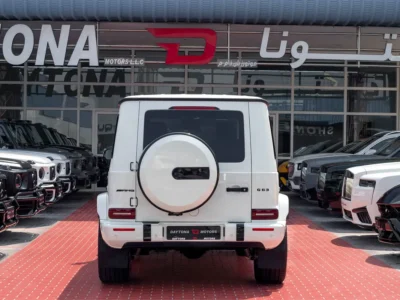 2021 Mercedes-Benz G-Class G 63 AMG 4.0 Litres V8 Biturbo Engine White Blue SUV Automatic