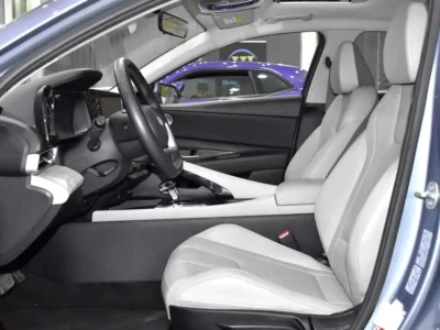2024 Hyundai Elantra Premium 4 Cylinders Petrol Engine Blue Beige Sedan Chinese Specs