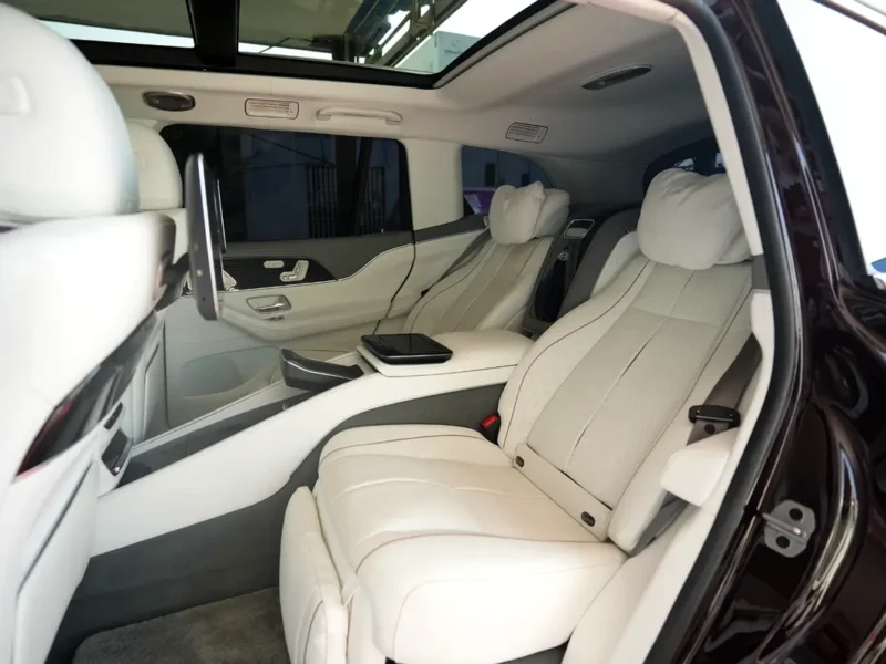 2023 Mercedes-Maybach GLS-Class GLS 600 V8 4.0 Litres Twin Turbo Engine Black White SUV