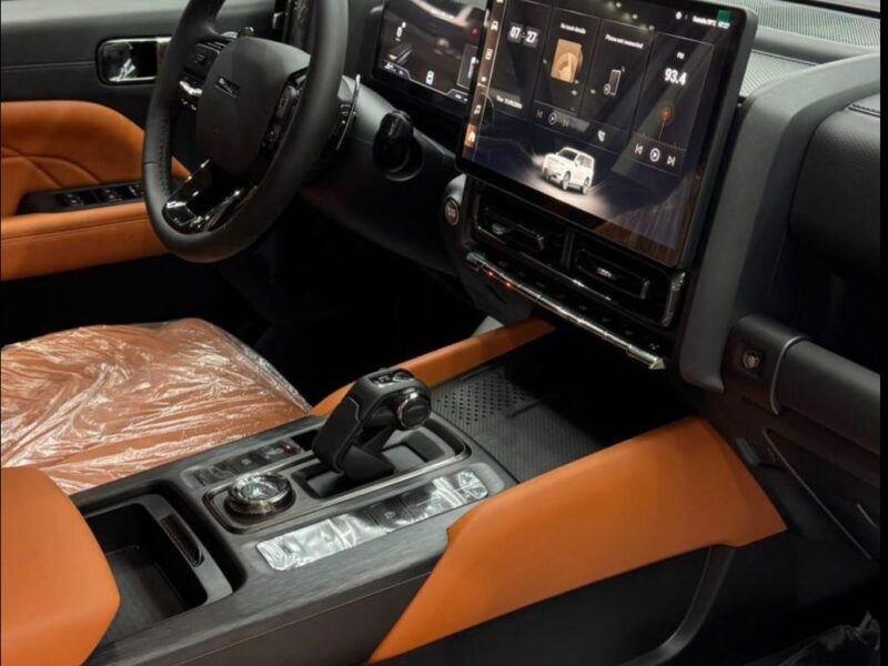 2027 Haval H9 2.0L turbocharged 4 Cylinders Petrol Engine Grey Orange SUV GCC Specs